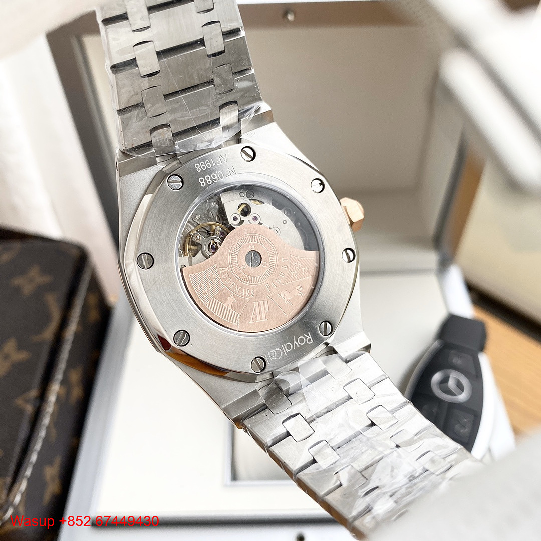 Other Audemars Piguet Royal Oak 15400ST Two Tone Black Dial - Image 3