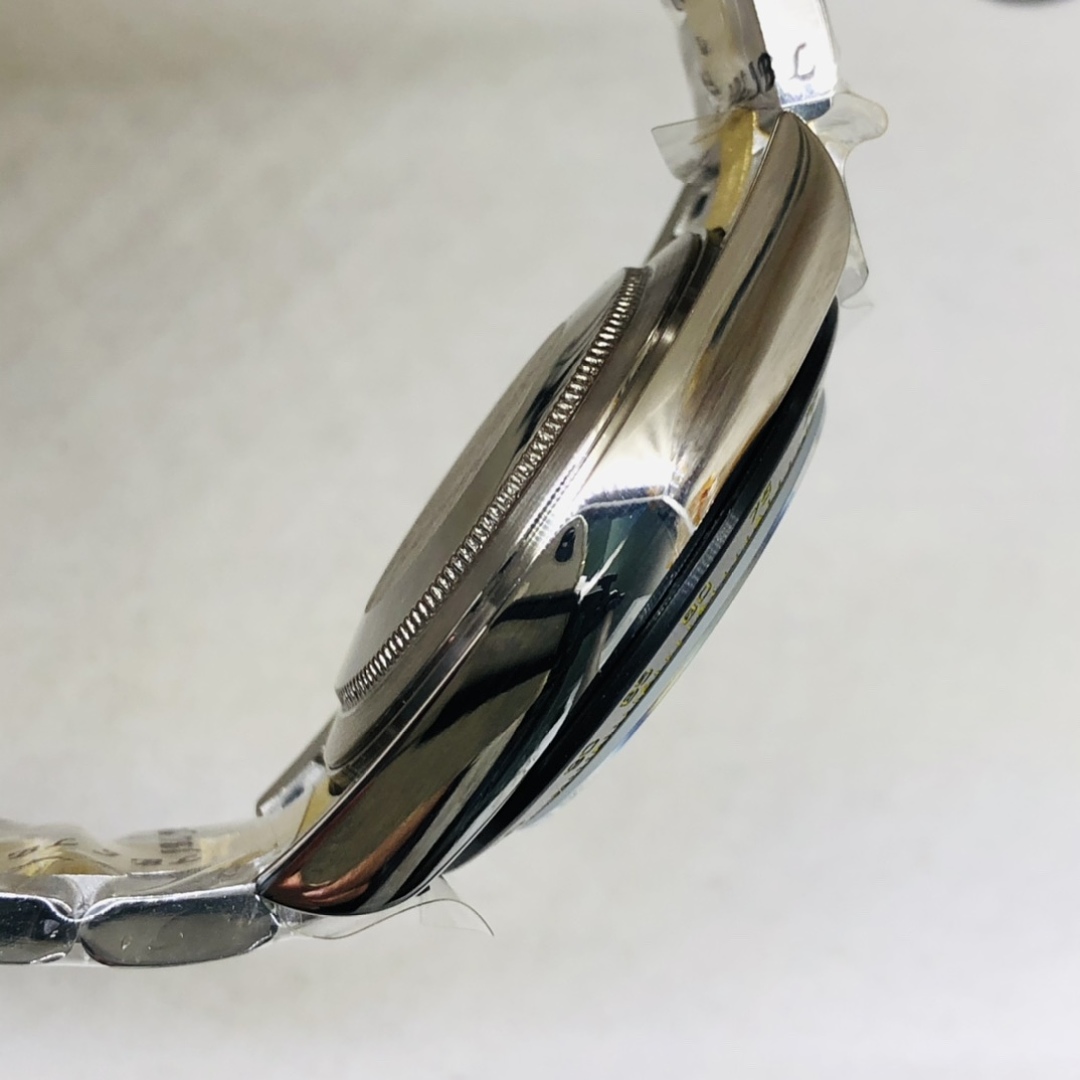 On Running Rolex - Image 7