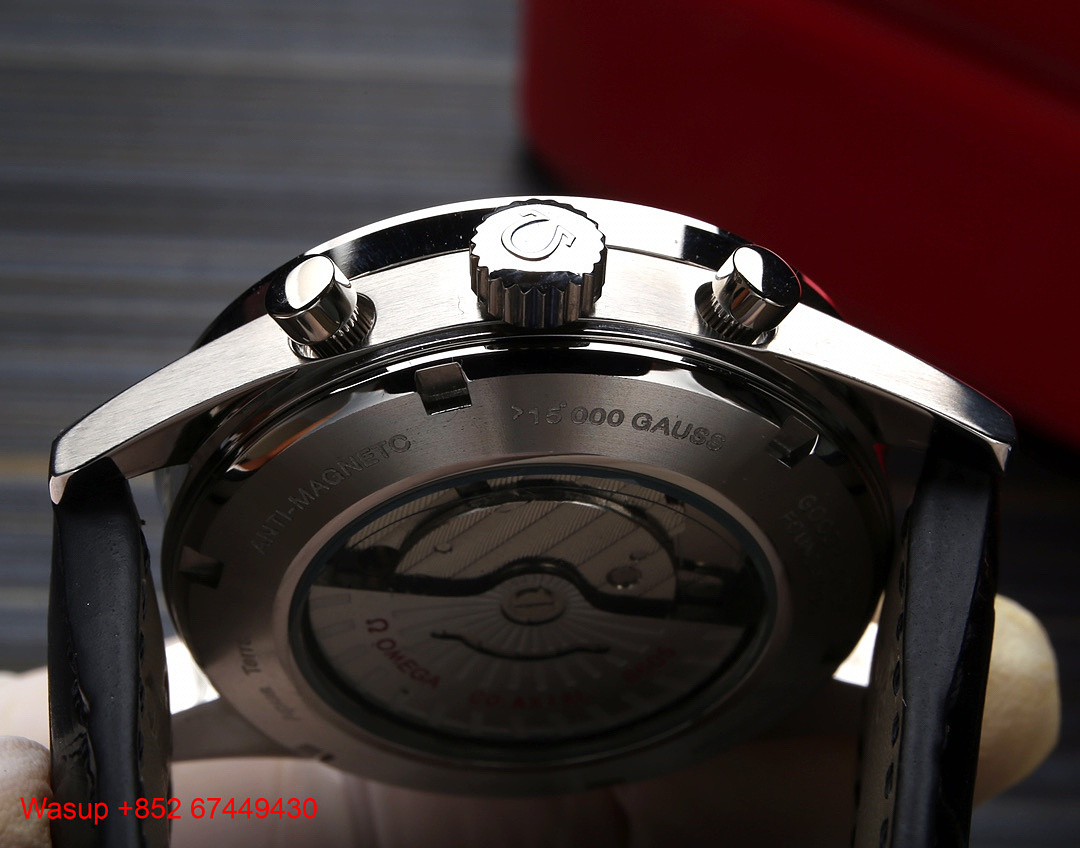 Other Omega Speedmaster Moonphase White Dial Gold Bezel - Image 4