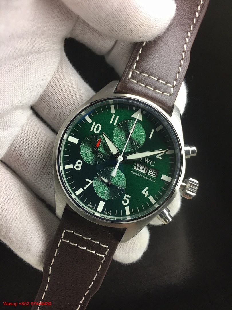 Other IWC Pilot Watch Chronograph IW377726 Green Dial - Image 8