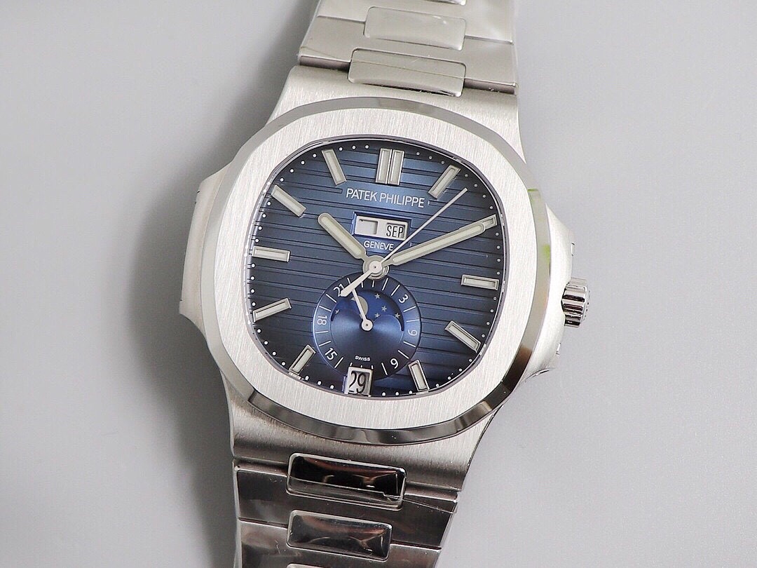 Patek Philippe Nautilus 5726 Blue Dial, photo 1