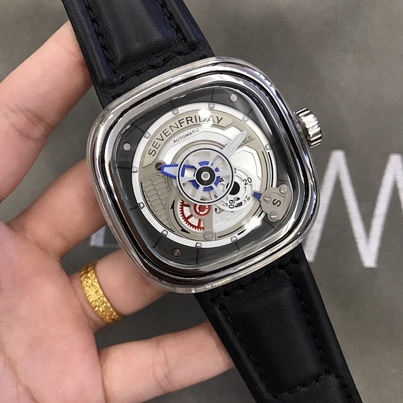 SevenFriday 2, photo 1