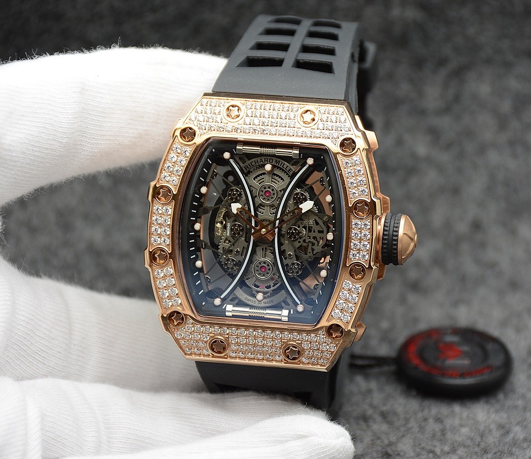 Chanel 2 - Image 17