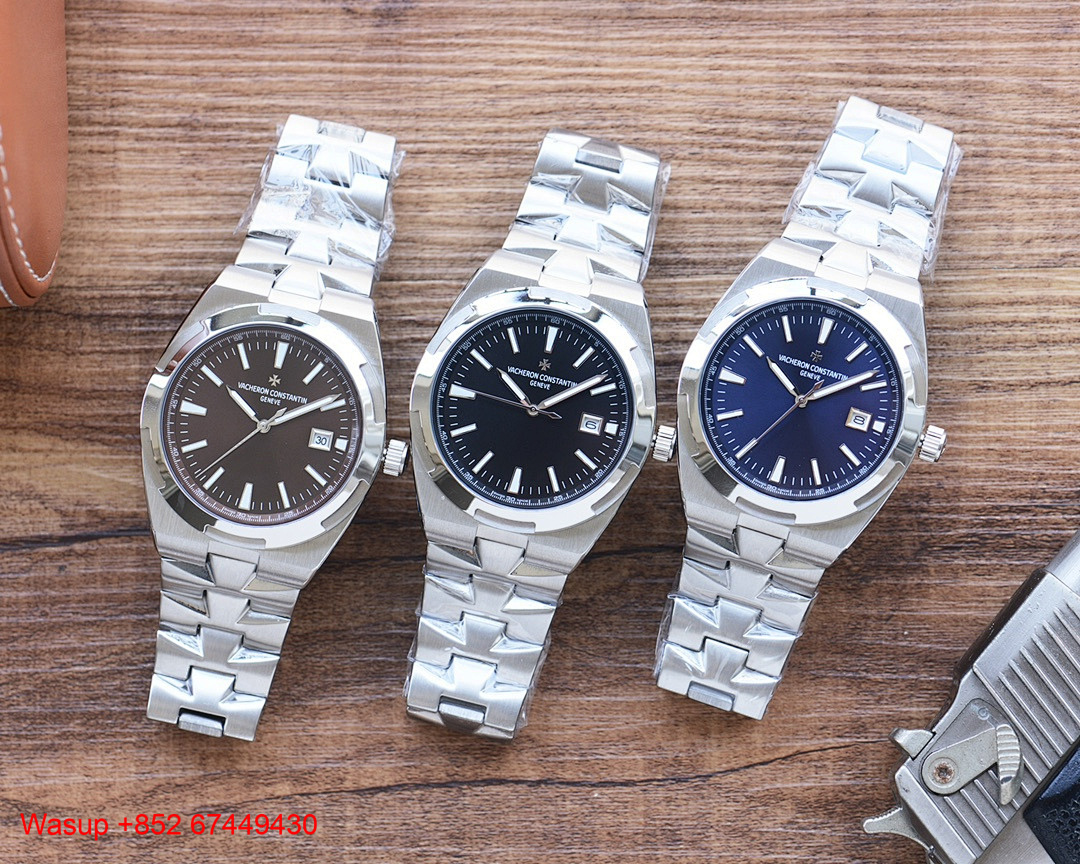 On Running Vacheron Constantin Overseas 4500V Stainless Steel Black Dial - Image 4