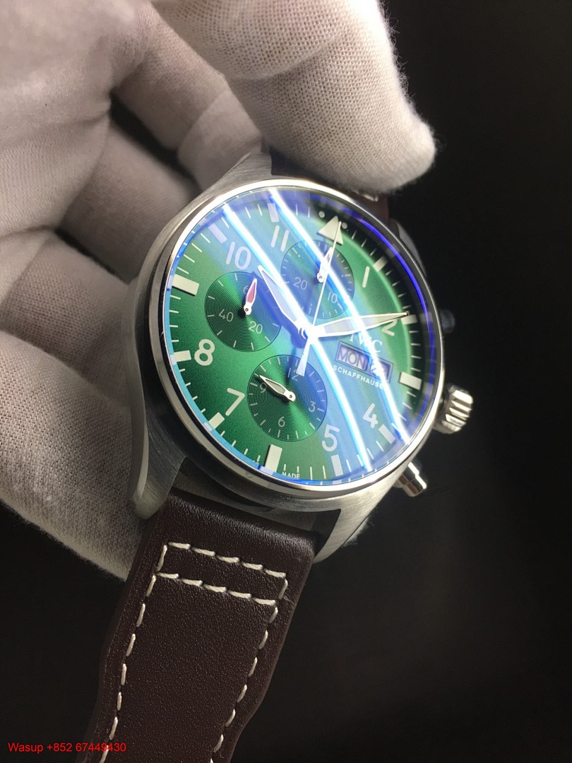 Other IWC Pilot Watch Chronograph IW377726 Green Dial - Image 7