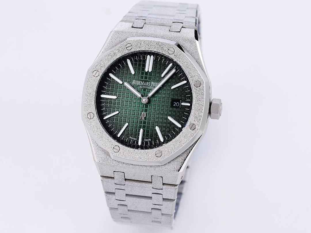 Other Audemars Piguet Royal Oak 15400ST.OO.1220ST.03 Smooth Green Dial - Image 6
