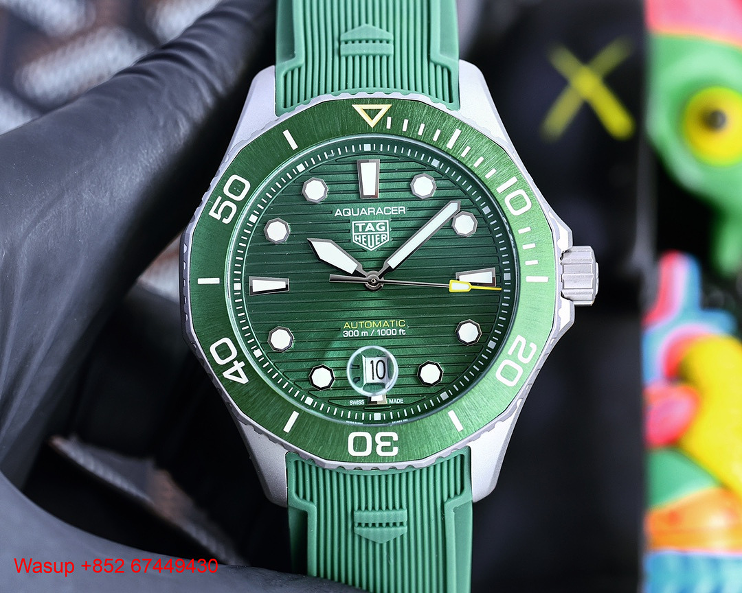 TAG Black Aquaracer Professional 300 Green Dial, photo 1