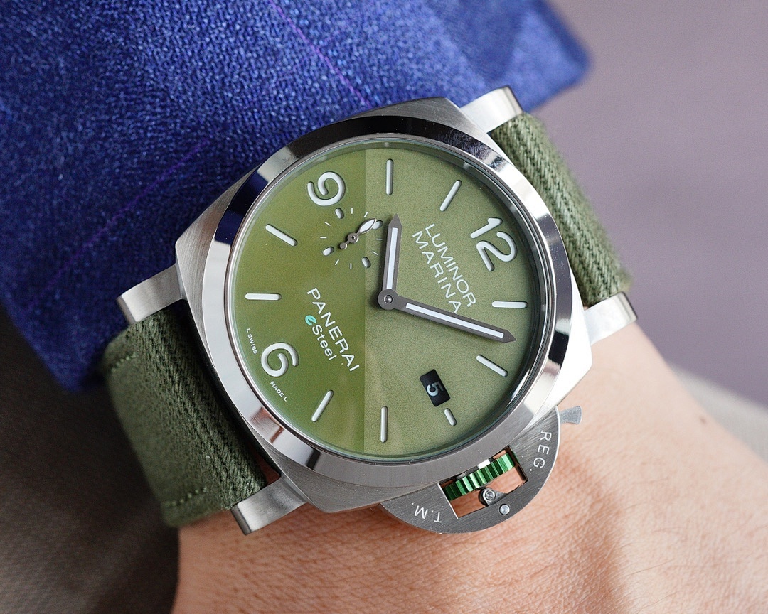 Other Panerai SUBMERSIBLE BMG-TECH PAM01070 Green Dial