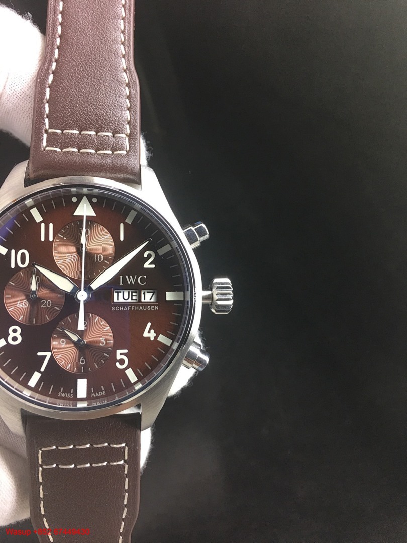 Other IWC Pilot Watch Chronograph IW377713 Brown Dial - Image 4