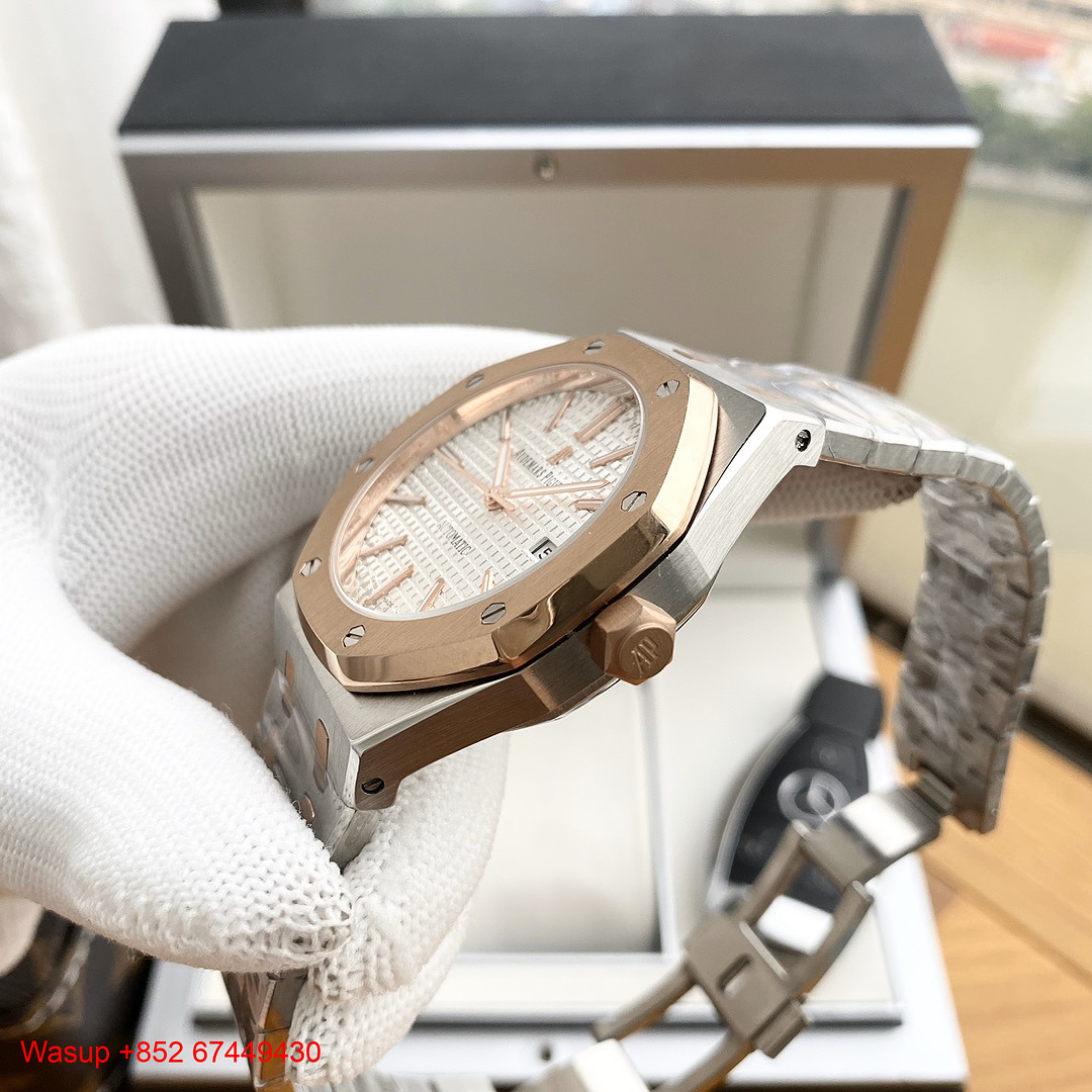 Other Audemars Piguet Royal Oak 15400ST Rose Gold Black Dial - Image 4