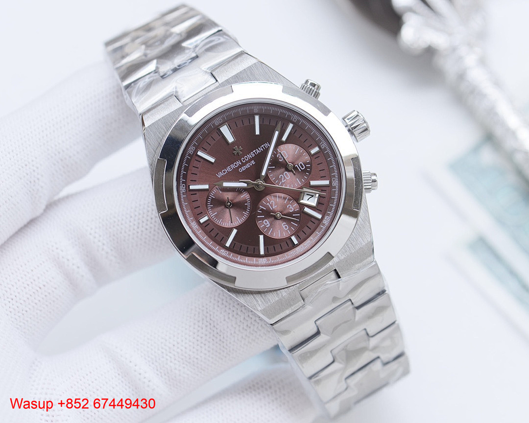 On Running Vacheron Constantin Overseas Chronograph 5500V Stainless Steel Blue Dial - Image 8