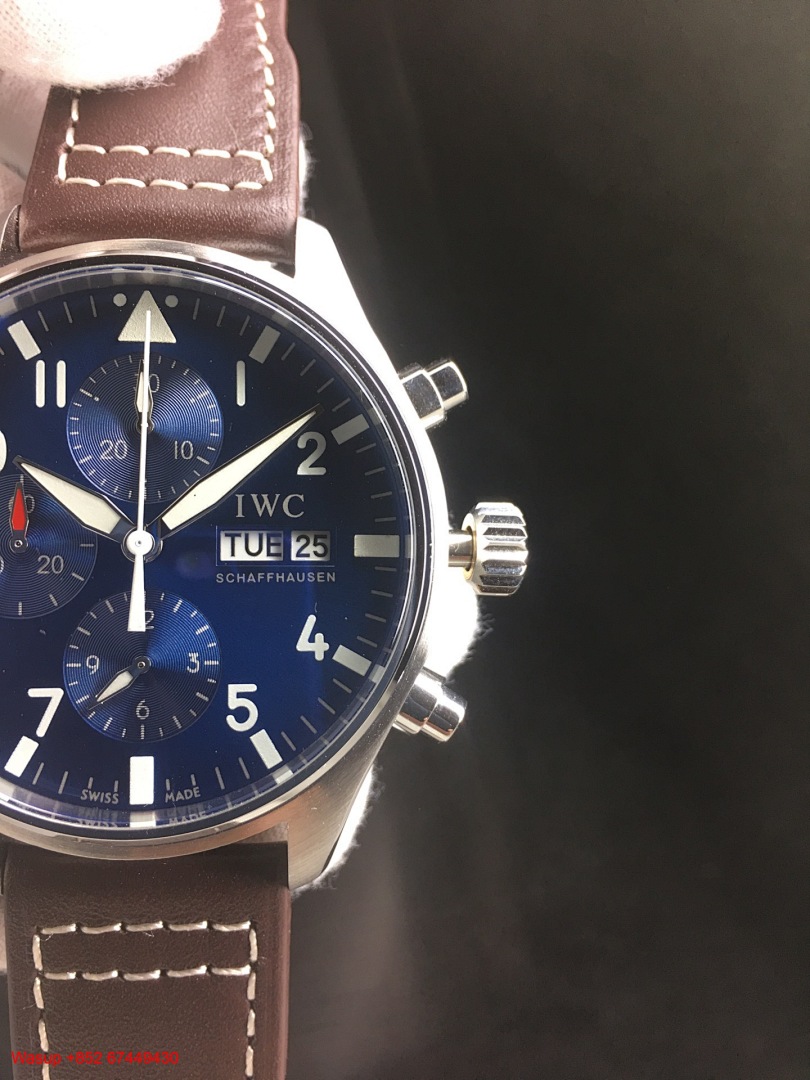 Other IWC Pilot Watch Chronograph IW377717 Blue Dial - Image 4