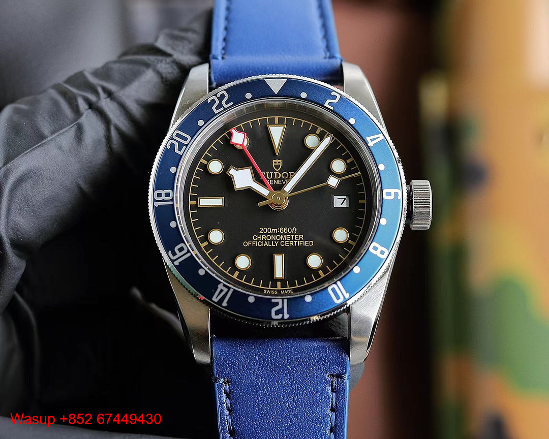 Other Tudor Heritage Black Bay 79230B Blue Bezel Leather Band, photo 1