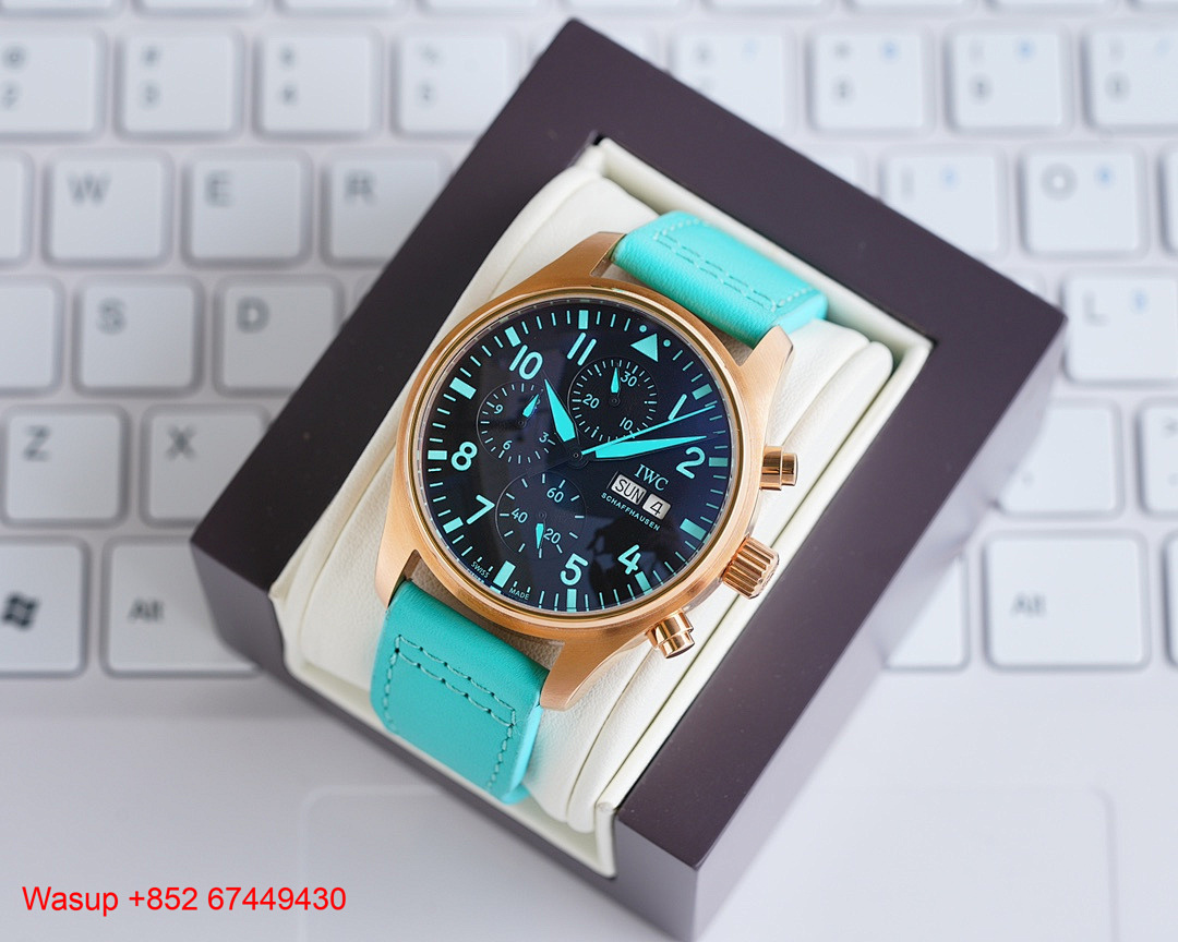Other IWC Pilot Chronograph 41 Edition Mercedes AMG Petronas Formula One Team Blue Dial - Image 9