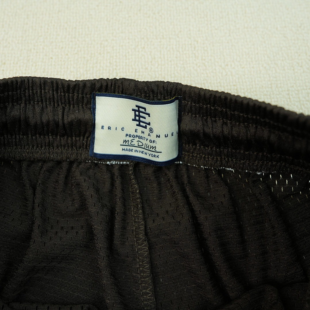 Chanel 80 Eric Emanuel EE Basic Short Brown Bolt - Image 12