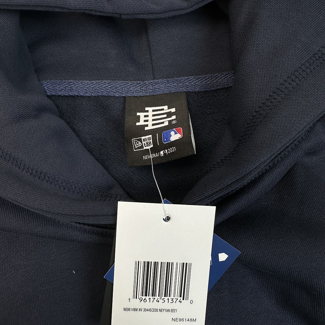 Other 100 Eric Emanuel New York Yankeees NE Hoodie - Image 9
