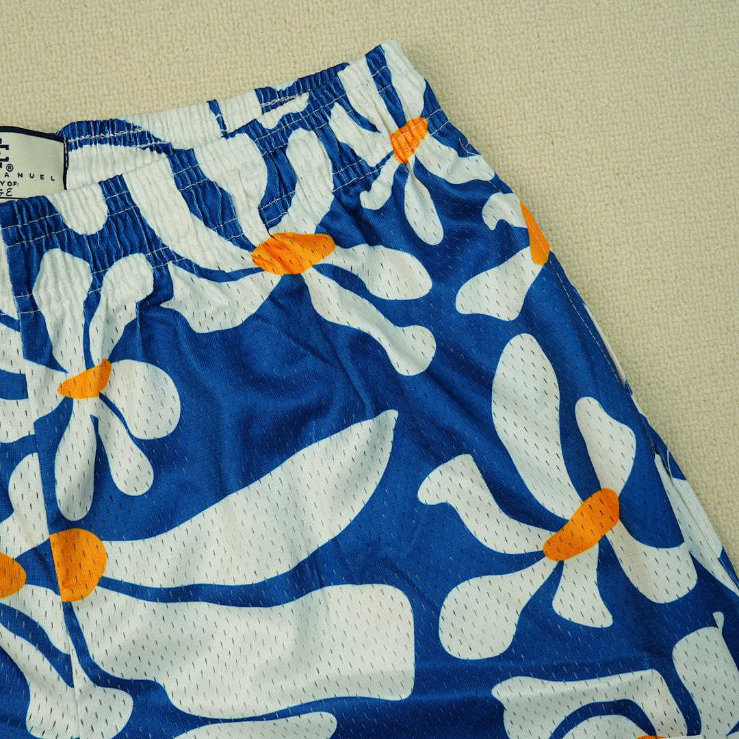 Chanel 80 Eric Emanuel EE Basic Short Blue Daisies/Yellow - Image 11