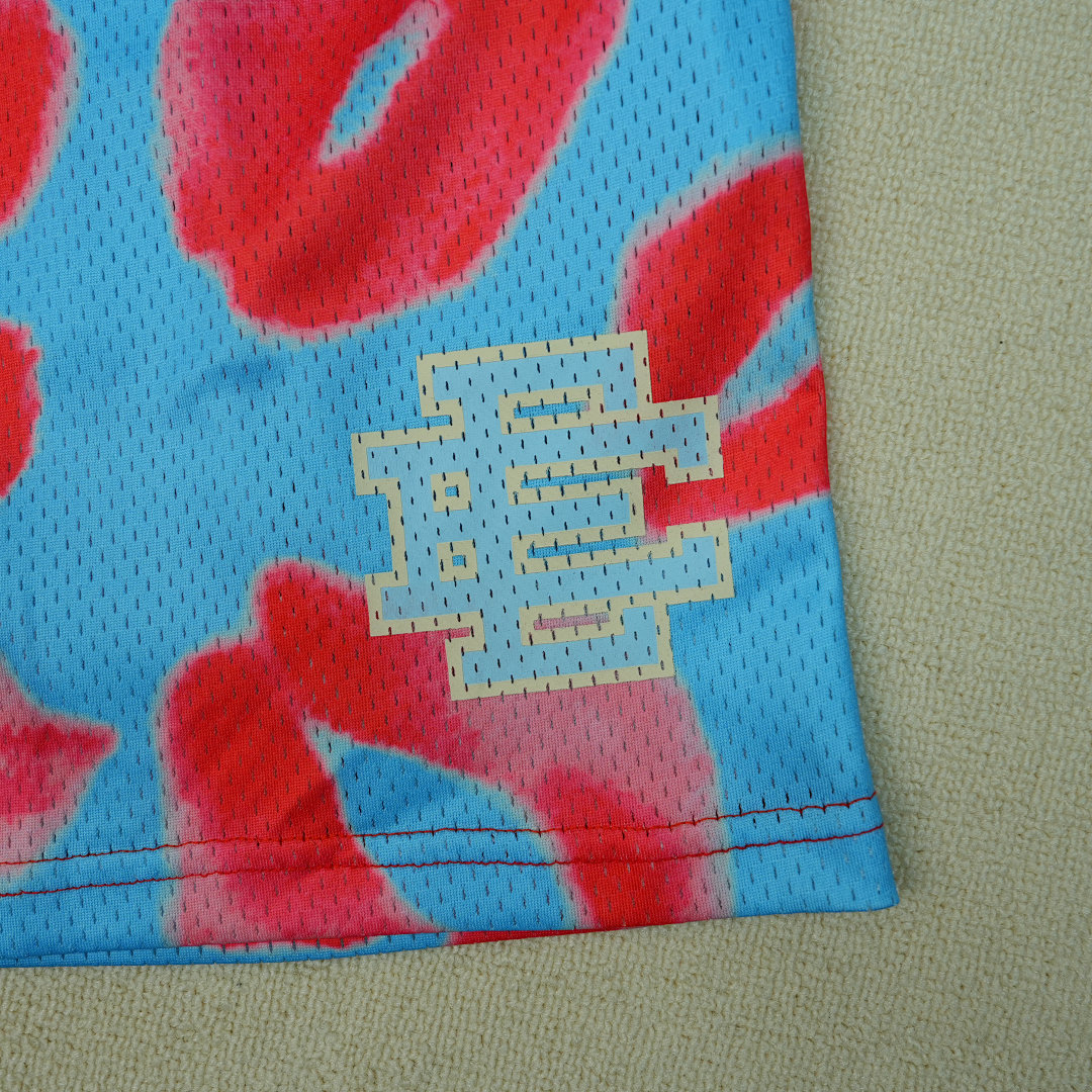 Chanel 80 Eric Emanuel EE Valentines Day Kiss Short (Blue) - Image 15