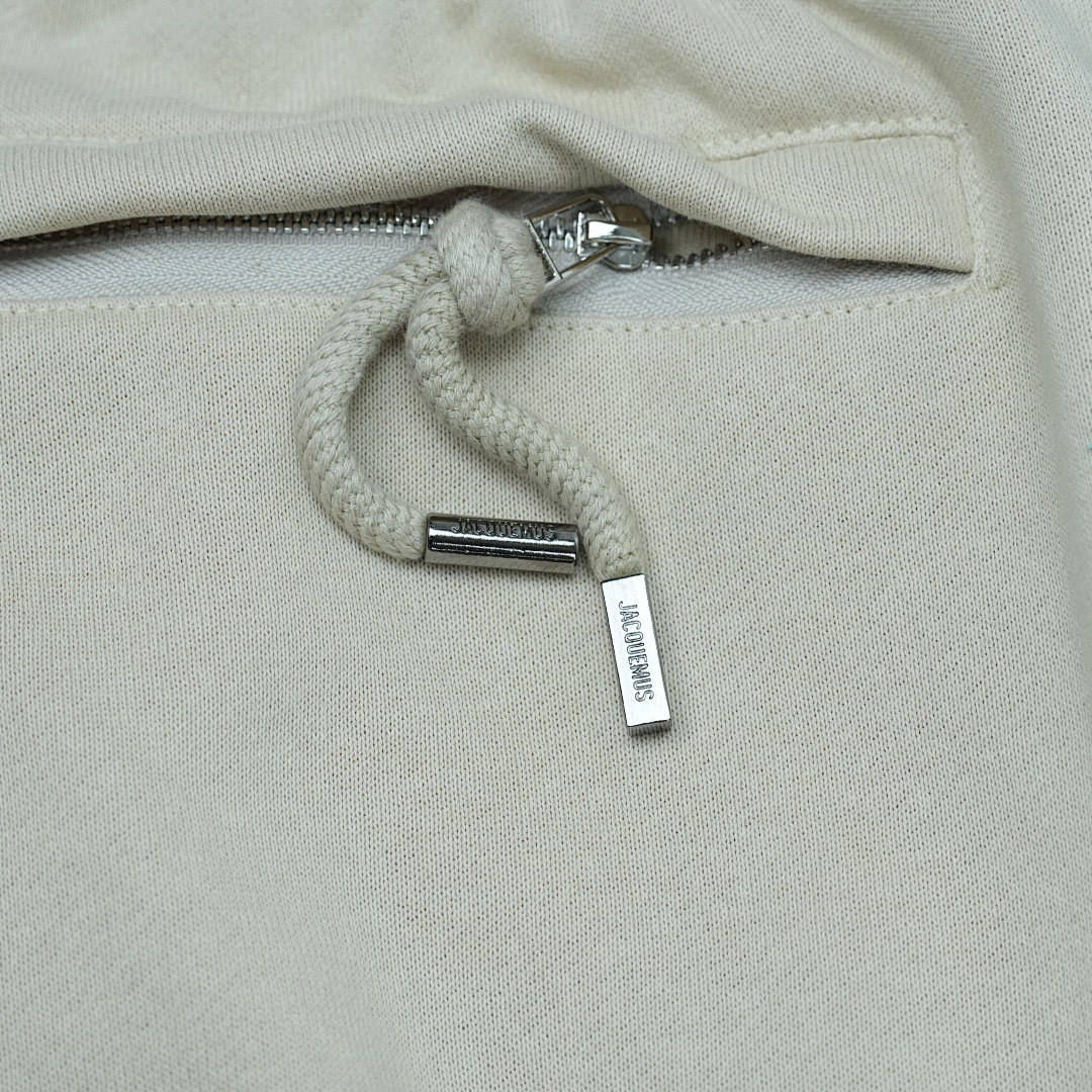 On Running Jacquemus Le Pants (Light Beige) - Image 10