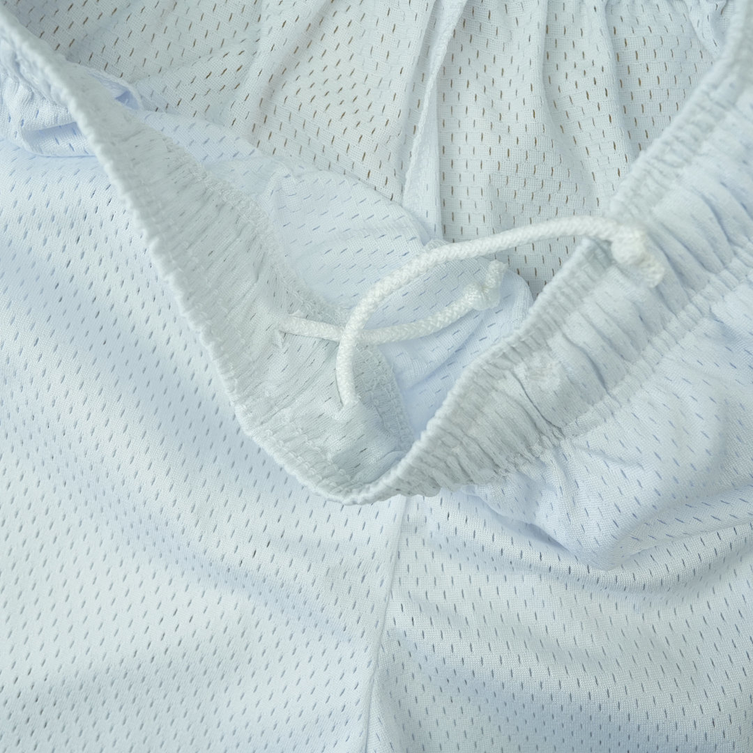 Chanel 80 Eric Emanuel EE Basic Short SS23White/Navy (Blue) - Image 10