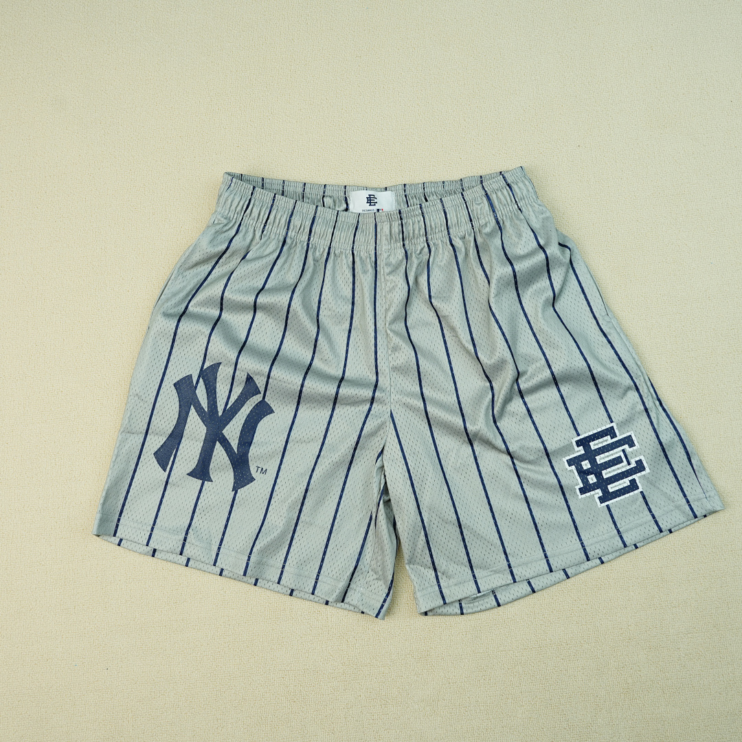 Chanel 80 Eric Emanuel EE Basic Short New York Yankees (FW23) - Image 5