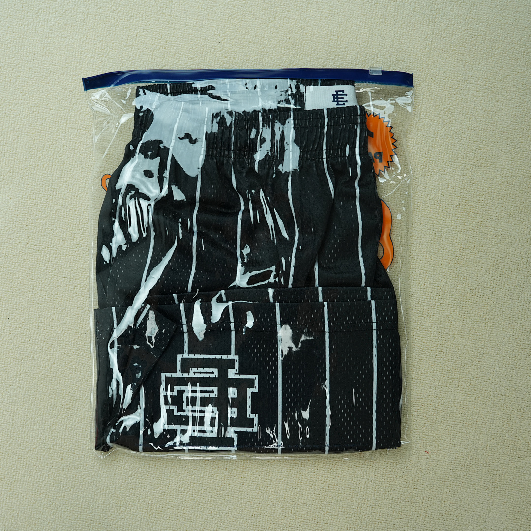 Chanel 80 Eric Emanuel EE Basic Short Chicago White Sox (FW23) - Image 3