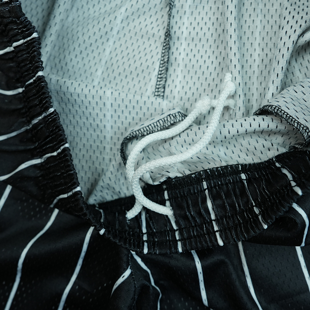 Chanel 80 Eric Emanuel EE Basic Short Chicago White Sox (FW23) - Image 12