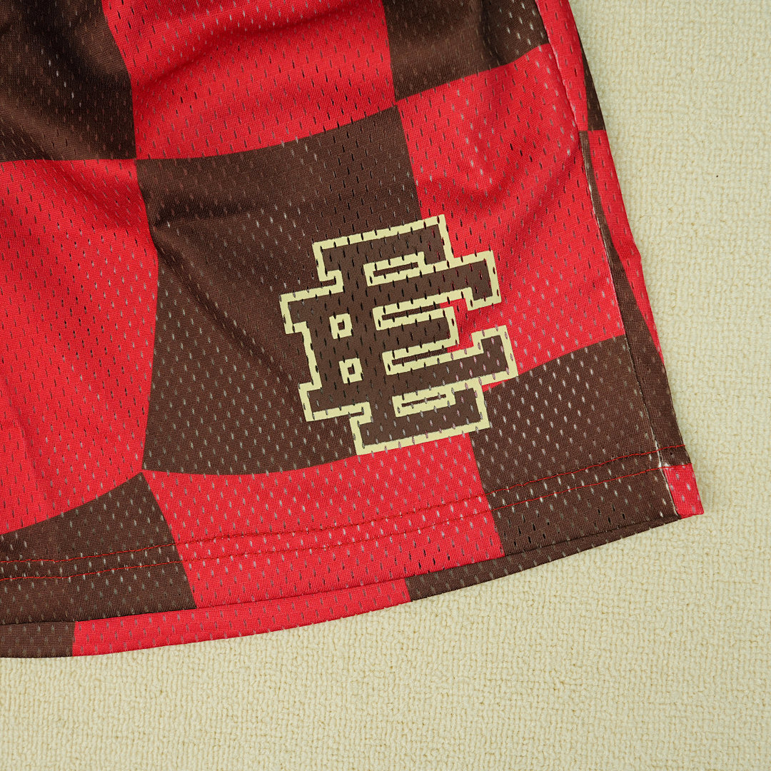 Chanel 80 Eric Emanuel EE Basic Short Red Chocolate Wavy Flag - Image 8