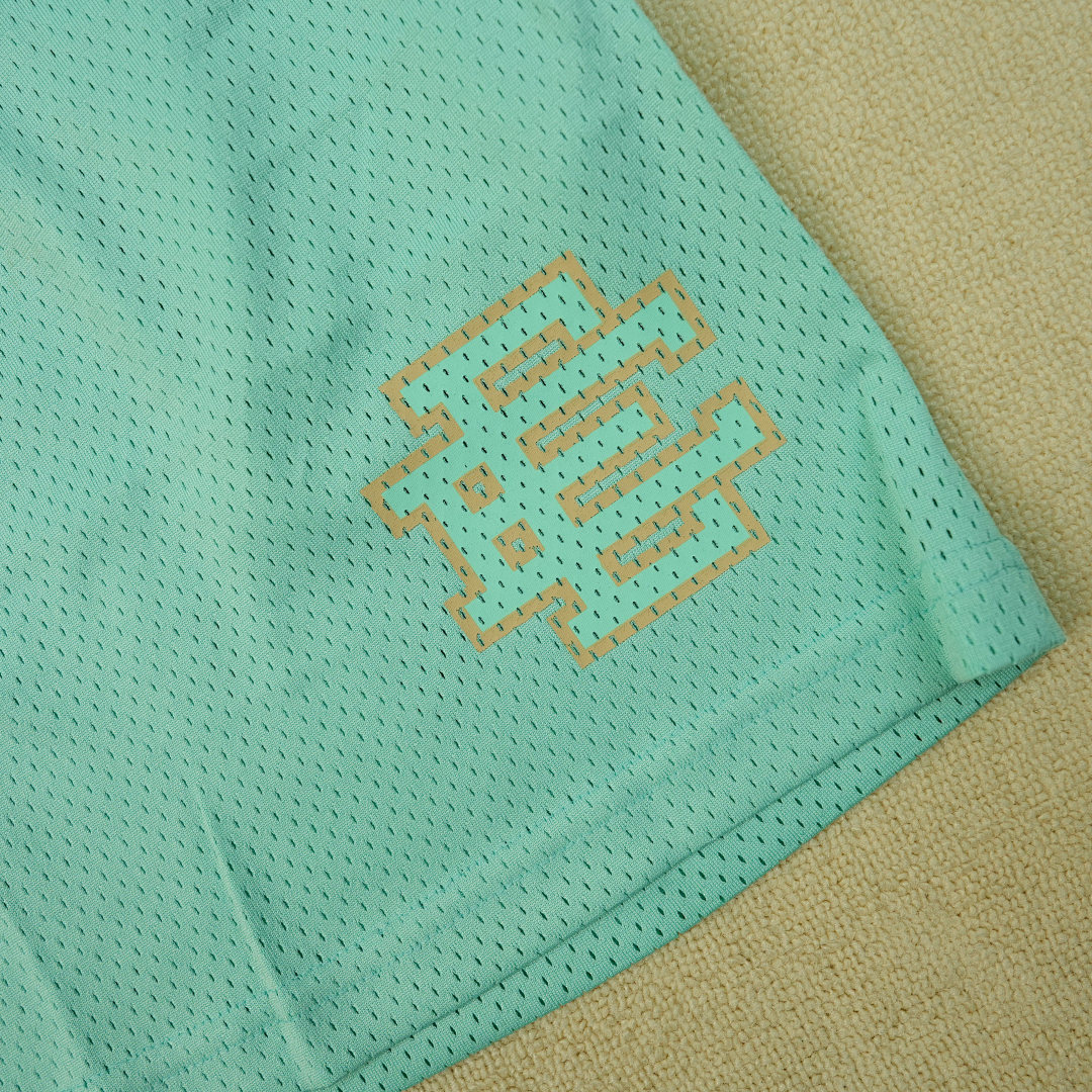 Chanel 80 Eric Emanuel EE Basic Short Yucca/Yucca - Image 8