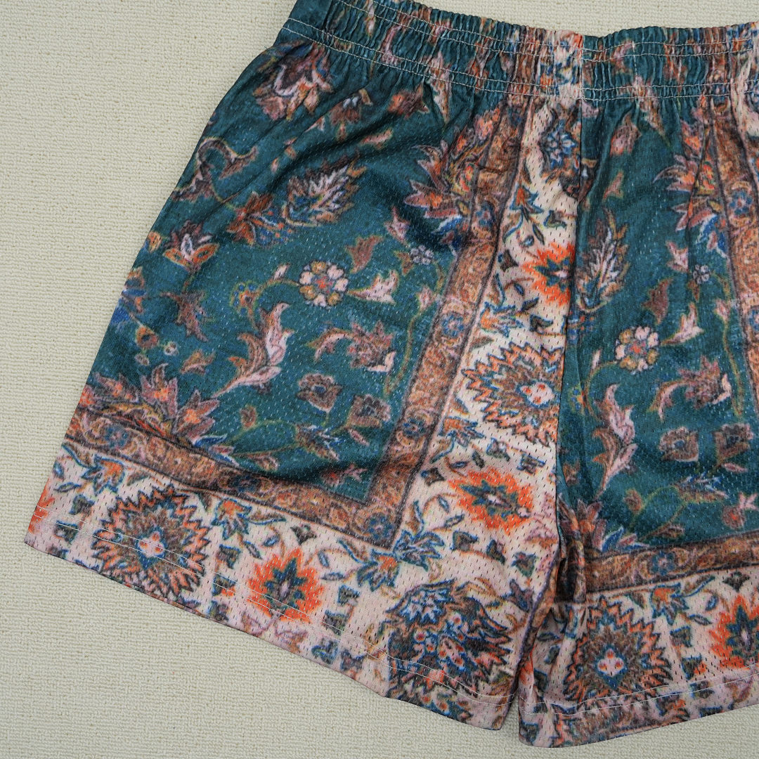 Chanel 80 Eric Emanuel EE Basic Rug Print Short Green/White - Image 9