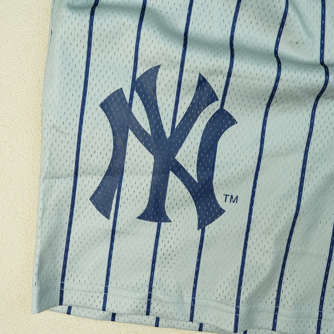 Chanel 80 Eric Emanuel EE Basic Short New York Yankees (FW23) - Image 7