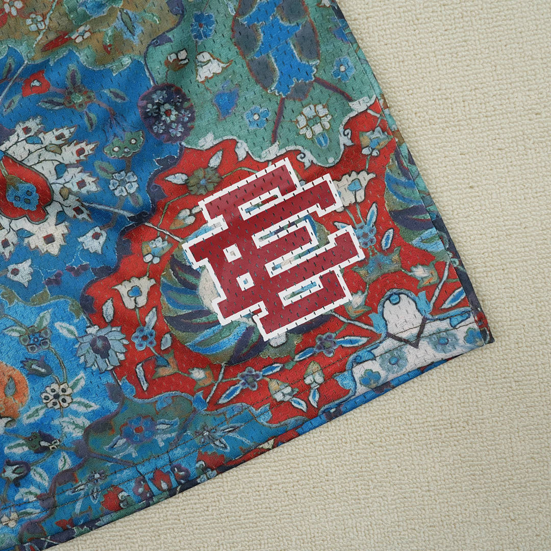 Chanel 80 Eric Emanuel EE Basic Short Wallpaper/Red - Image 6