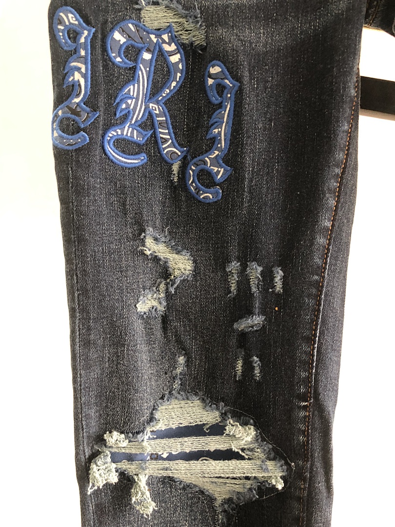 AMIRI Price:300Yuan Jeans - Image 3
