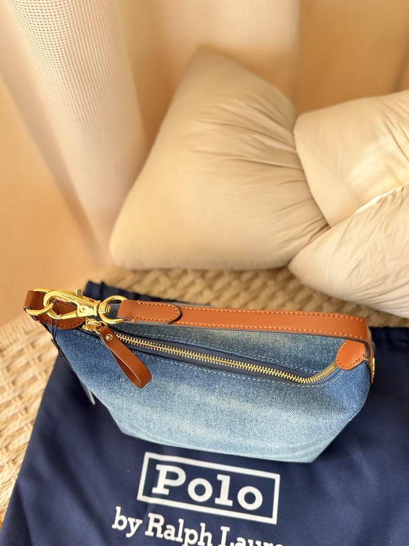 Other €32.2 ## Denim Lunch Box Bag V - Image 21
