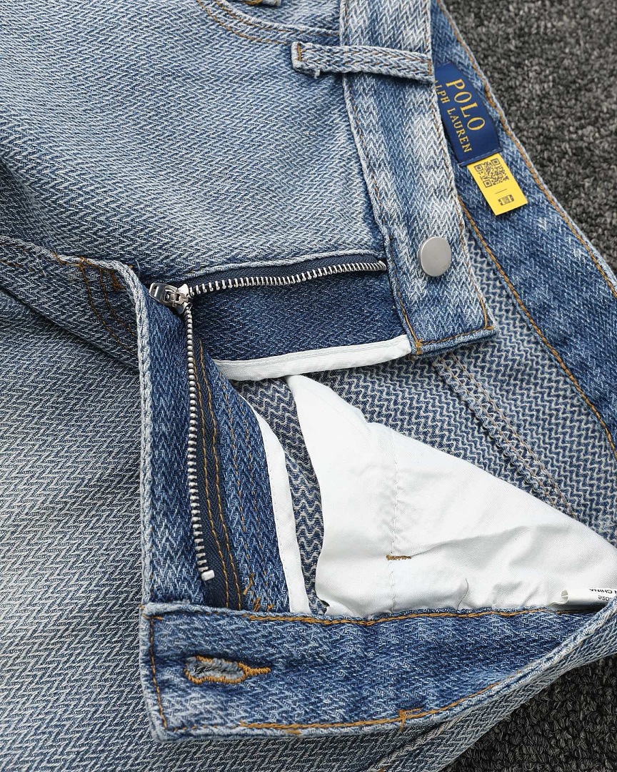Other €24.4 ## Denim Shorts - Image 13