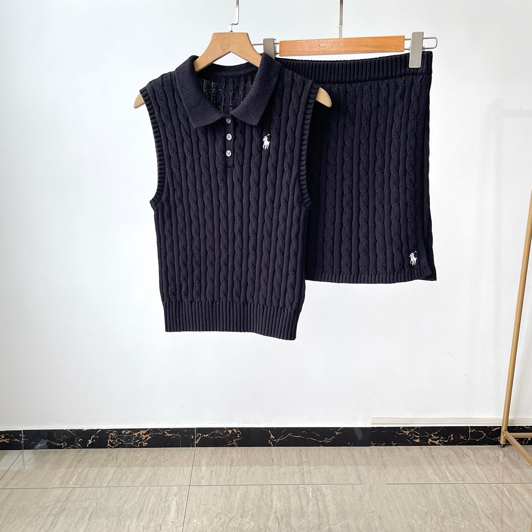 Other €30.9 ## Knit Twist Sweater Suits Linen Floral P - Image 6