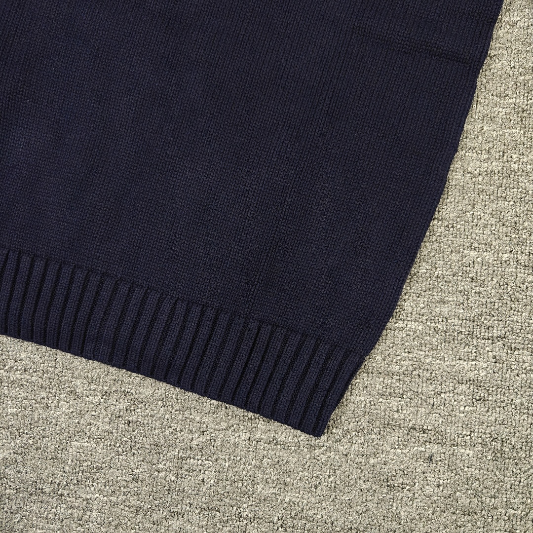 Other €46.4 ## New Version Iconic Flag Sweater Fleece (€34.8 Special Promotion For One Month C&K) - Image 7