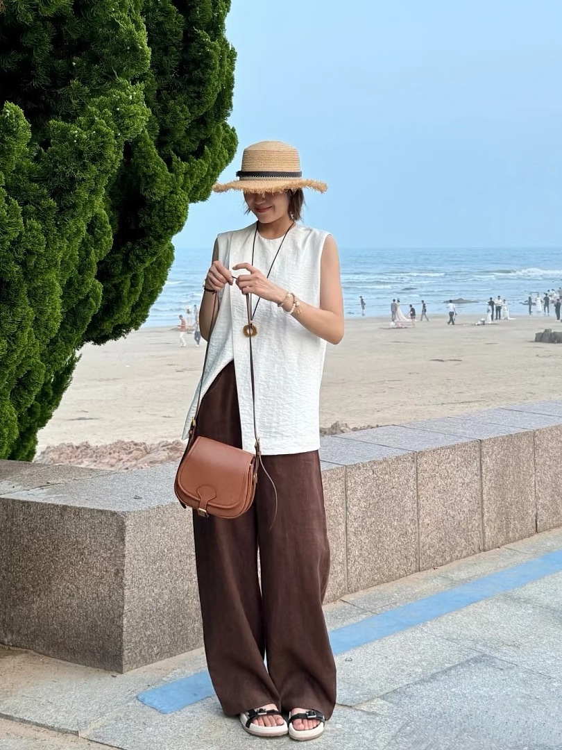 Other €21.8 ## Classic Wide-Leg Linen Trousers N (24.8Usd) - Image 15