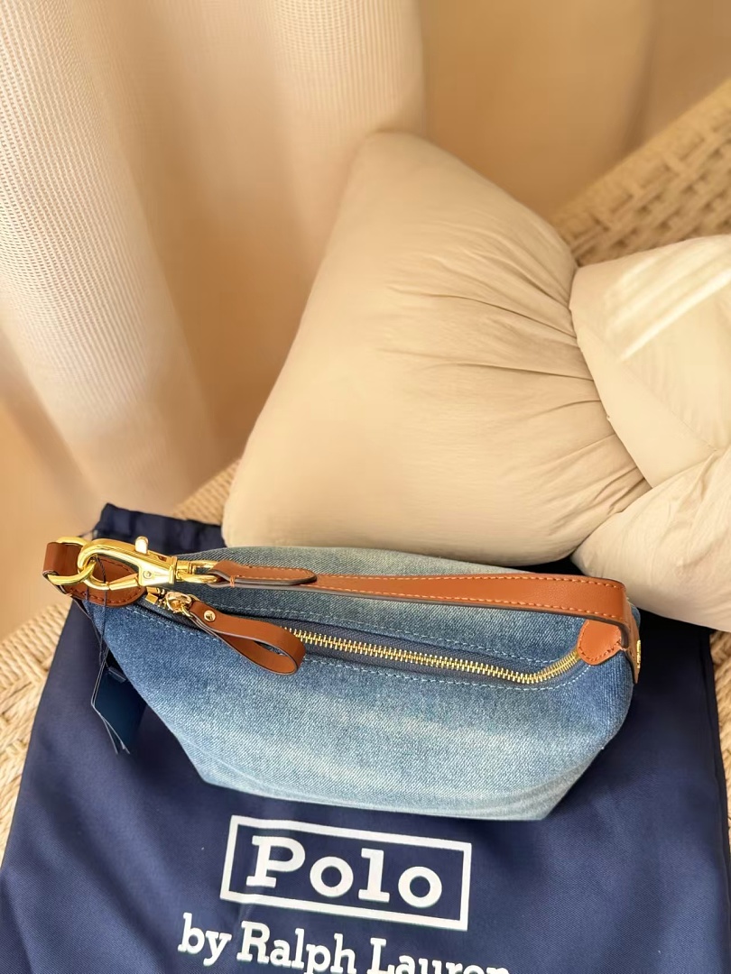 Other €32.2 ## Denim Lunch Box Bag V - Image 19