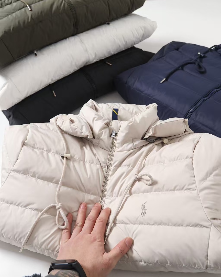 Other €51.6 ## Detachable Hooded Down Jacket Velvet W43 X - Image 19