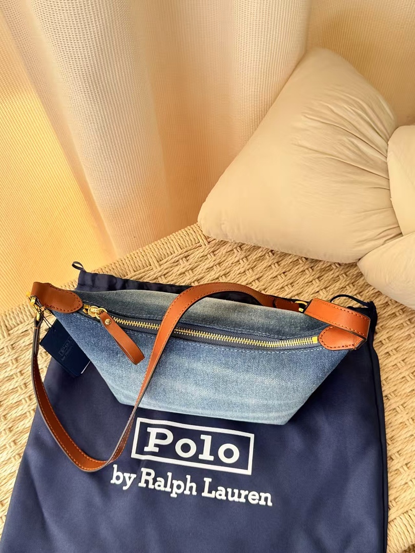 Other €32.2 ## Denim Lunch Box Bag V - Image 20