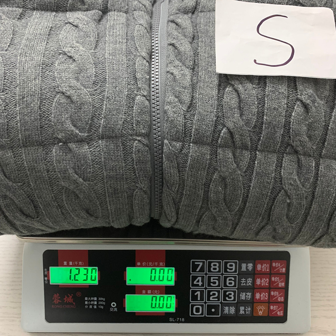 Other €56.4 ## Knit Hooded Cotton-Padded Jacket Cotton W - Image 25