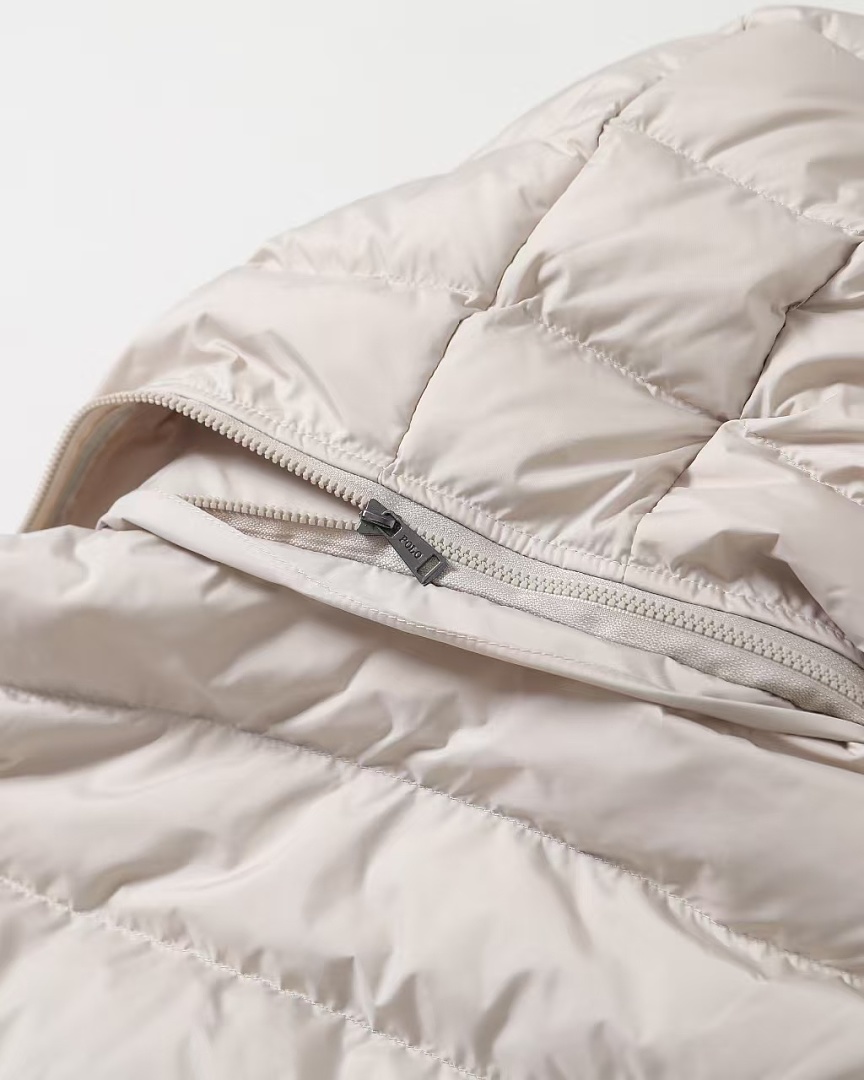 Other €51.6 ## Detachable Hooded Down Jacket Velvet W43 X - Image 35