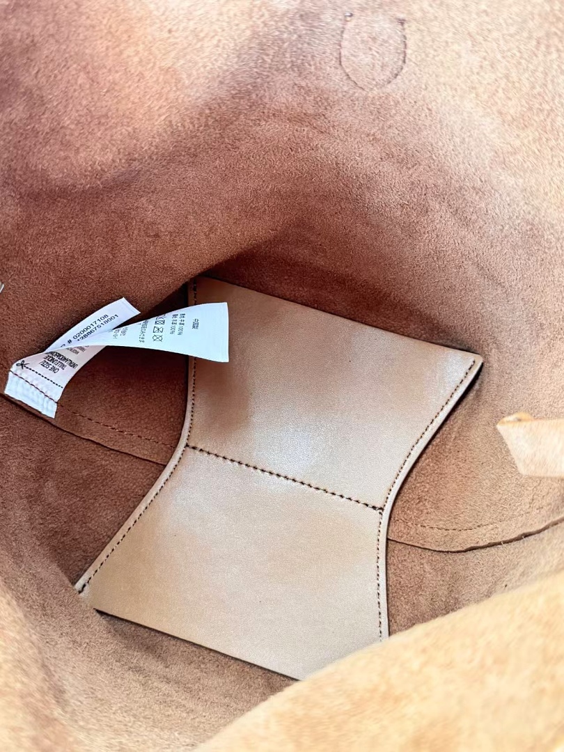 Other €37.4 ## Cow Suede Mini Tote Bag Velvet Leather Small No V - Image 56