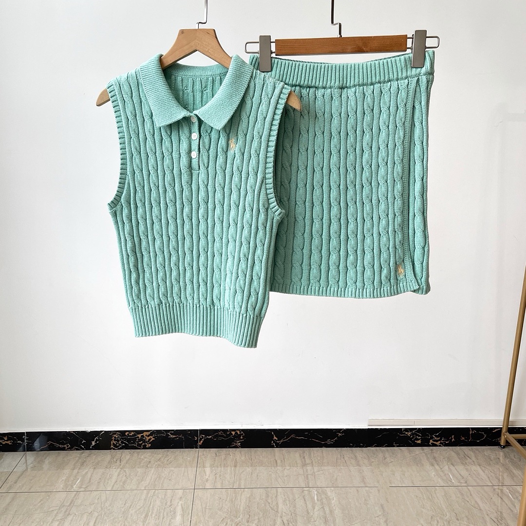 Other €30.9 ## Knit Twist Sweater Suits Linen Floral P - Image 9