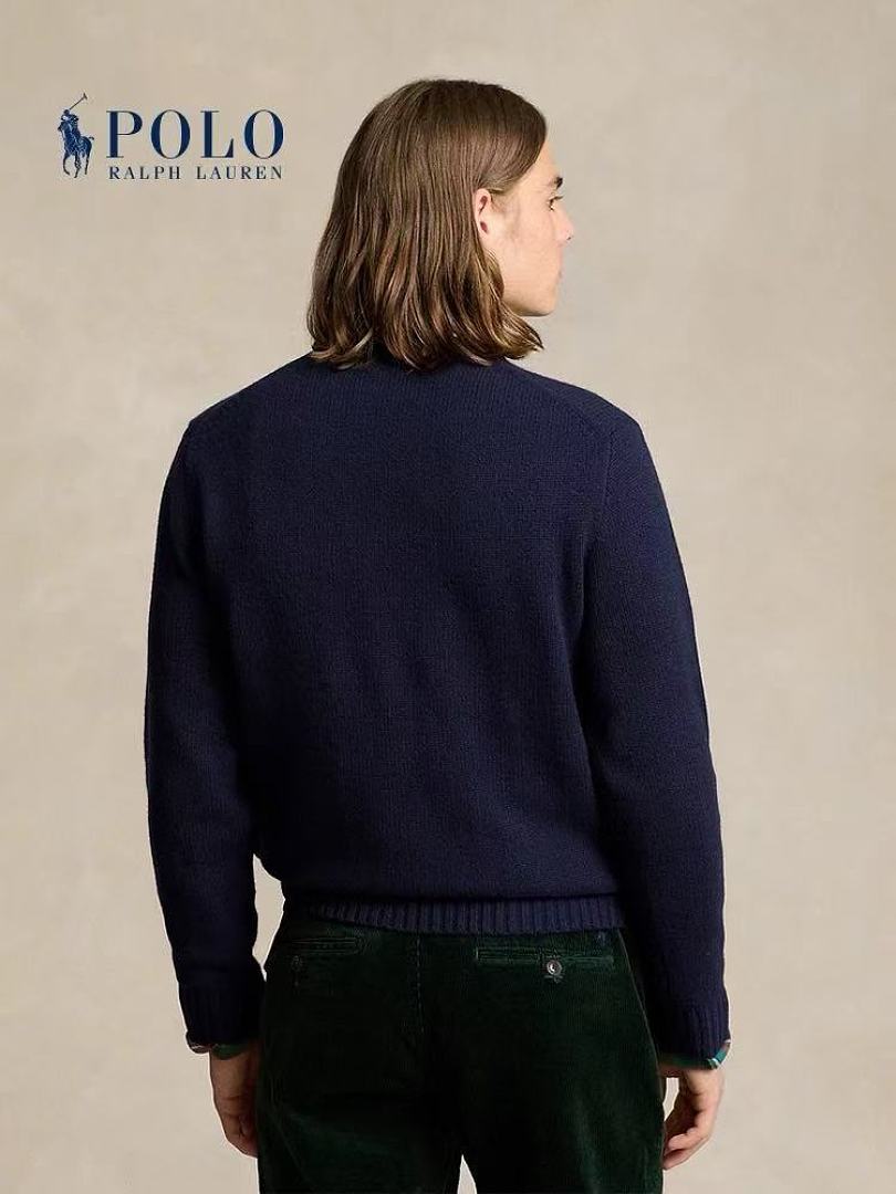 Other €38.7 ## Wool Bear Sweater RL00808 Green R P - Image 4