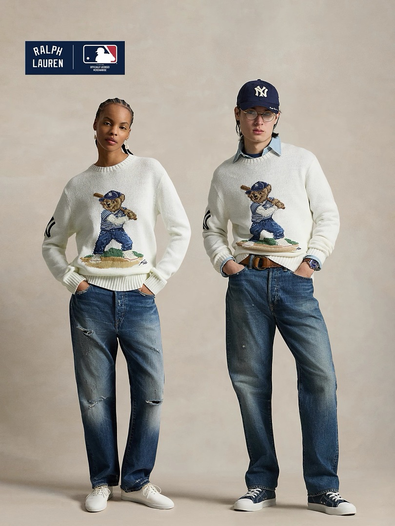 Other €46.5 ## Yanky Baseball Sweater Small Fleece P