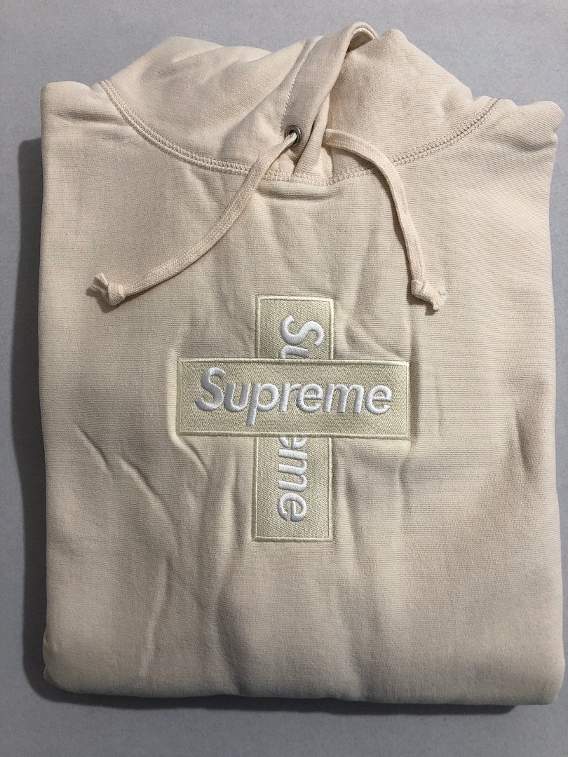 Supreme FW 20 Cross Box, P32, Https://Item.Taobao.Com/Item.Htm?Ft=T&Id= - Image 18