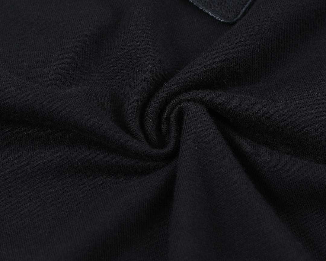 Comme des Garcons Tshirt,P12, Https://Item.Taobao.Com/Item.Htm?Ft=T&Id= - Image 88
