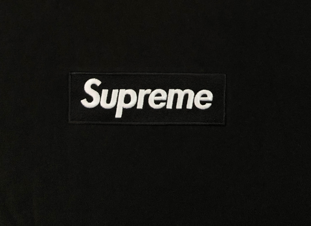 Supreme FW 18 Crewneck, P30, Https://Item.Taobao.Com/Item.Htm?Ft=T&Id= - Image 11